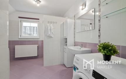 Na predaj rozprávkový dom s krásnou záhradou v Hviezdoslavove