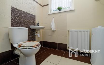 Na predaj rozprávkový dom s krásnou záhradou v Hviezdoslavove