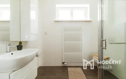 Na predaj rodinný dom s garážou vo Vrútkach