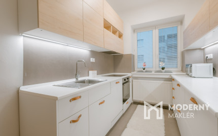 Na predaj čiastočne zariadený 2 izbový byt v Žiline