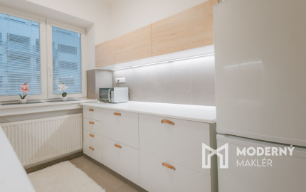 Na predaj čiastočne zariadený 2 izbový byt v Žiline