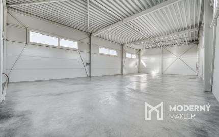 Na predaj administratívno-skladový objekt pri Trnave, v obci Zavar