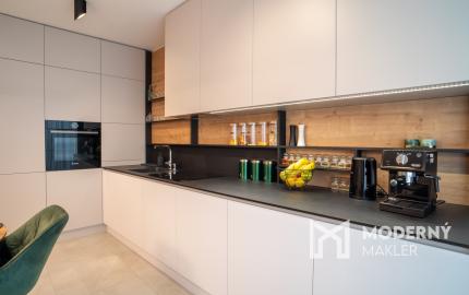 Na predaj štýlový 3-izbový mezonet v historickom centre Trnavy