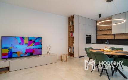 Na predaj štýlový 3-izbový mezonet v historickom centre Trnavy