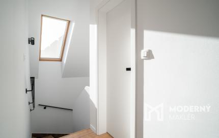 Na predaj štýlový 3-izbový mezonet v historickom centre Trnavy