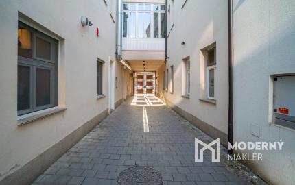Na predaj štýlový 3-izbový mezonet v historickom centre Trnavy