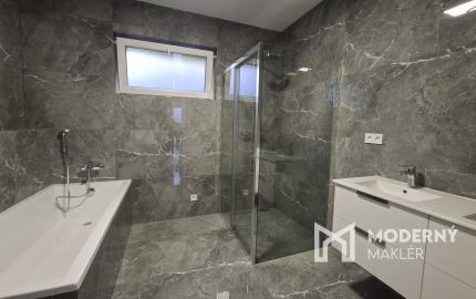 Exkluzívne iba u nás krásna novostavba v obci Uhrovec - dokončená