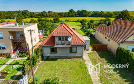 Na predaj zrekonštruovaný rodinný dom v Pate