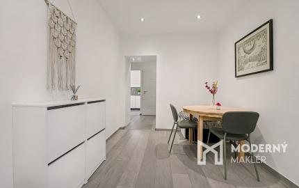 Na predaj kompletne zariadený 3-izbový byt v Petržalke