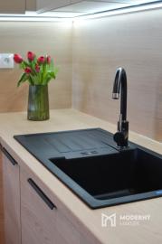 REZERVOVANÉ: Na predaj zariadený 2-izbový byt Na Pažiti v Trenčíne