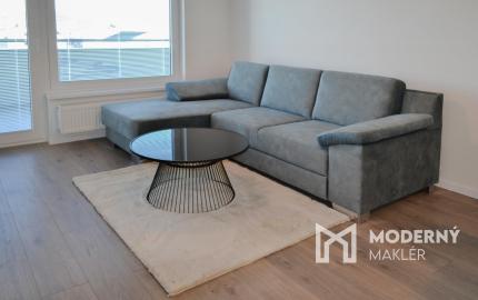 REZERVOVANÉ: Na predaj zariadený 2-izbový byt Na Pažiti v Trenčíne