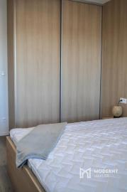 REZERVOVANÉ: Na predaj zariadený 2-izbový byt Na Pažiti v Trenčíne