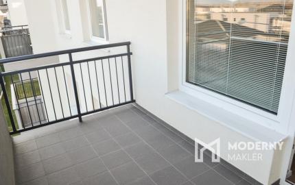 REZERVOVANÉ: Na predaj zariadený 2-izbový byt Na Pažiti v Trenčíne