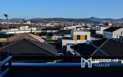 REZERVOVANÉ: Na predaj zariadený 2-izbový byt Na Pažiti v Trenčíne