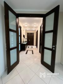 Na predaj veľkometrážny 3-izbový byt v centre mesta Trenčín