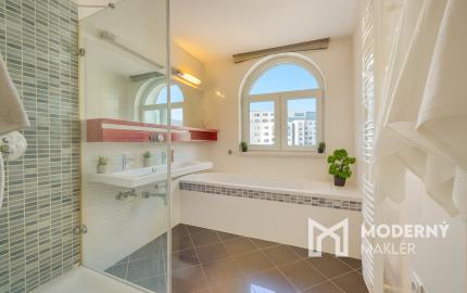 Na predaj 4-izbový byt s výhľadom na Malé Karpaty v Rači