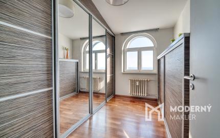 Na predaj 4-izbový byt s výhľadom na Malé Karpaty v Rači