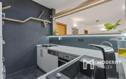 Na predaj štýlový penzión s priamym prístupom k vode v obci Blahová