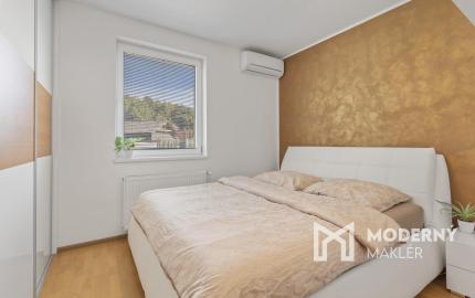 Na predaj štýlový penzión s priamym prístupom k vode v obci Blahová