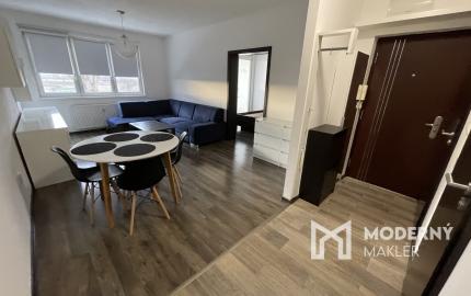 Na prenájom 2 izb. byt Bánovce n/B s loggiou