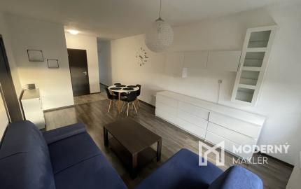 Na prenájom 2 izb. byt Bánovce n/B s loggiou