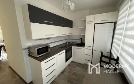 Na prenájom 2 izb. byt Bánovce n/B s loggiou