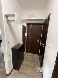 Na prenájom 2 izb. byt Bánovce n/B s loggiou