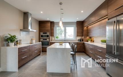 Na predaj rodinný dom s garážou v obci Šoporňa – štandard je zahrnutý v cene