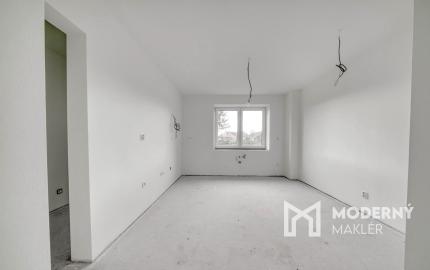 Na predaj rodinný dom s garážou v obci Šoporňa – štandard je zahrnutý v cene