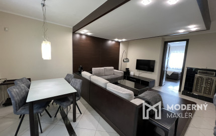 Na prenájom mestský, slnečný 3izb byt v centre Trenčína.