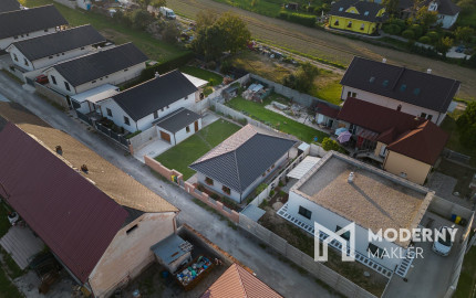 Na predaj novostavba 3-izbového rodinného domu v obci Janovík s vlastnou garážou