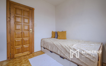 Na predaj slnečný 4-izbový byt na Námestí Kráľovnej pokoja v Prešove