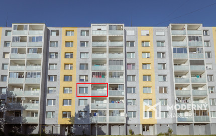 Na predaj slnečný 3-izbový byt v centre mesta Snina