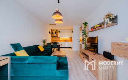 Na prenájom luxusný 2-izbový byt s balkónom a parkovacím státím vo vyhľadávanej lokalite v Prešove