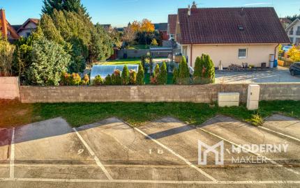 Na predaj priestranný 1-izbový byt v Miloslavove