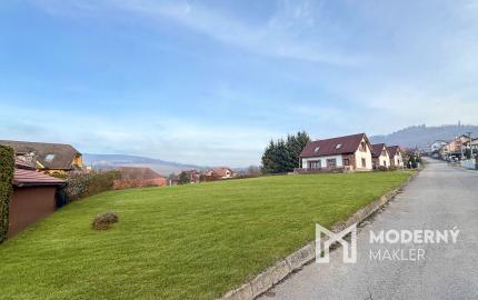 Na predaj veľkorysý pozemok pre rodinný dom v obci Heľpa