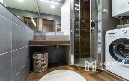 Na predaj zrekonštruovaný a zariadený 3-izbový byt v Trenčíne