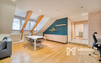 Na predaj netradičný loftový mezonet v srdci Starého Mesta