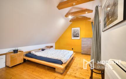 Na predaj netradičný loftový mezonet v srdci Starého Mesta