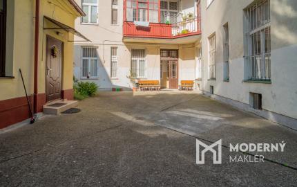 Na predaj netradičný loftový mezonet v srdci Starého Mesta