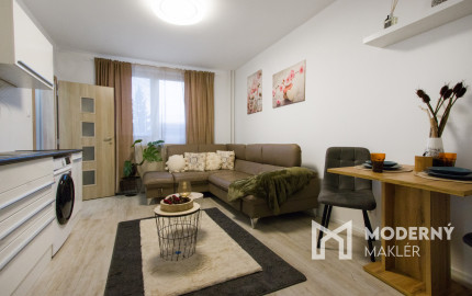 Na predaj investičný 1-izbový  byt Bratislave-Dúbravka