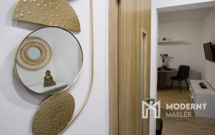 Na predaj investičný 1-izbový  byt Bratislave-Dúbravka