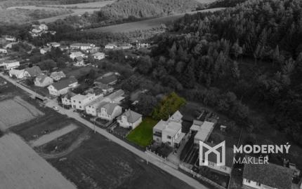 Na predaj pozemok v lokalite Beluša, časť Hloža Podhorie