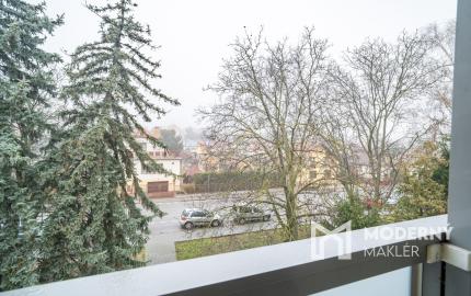 Na prenájom 3-izbový byt s garážou v Nitre - Čermáň