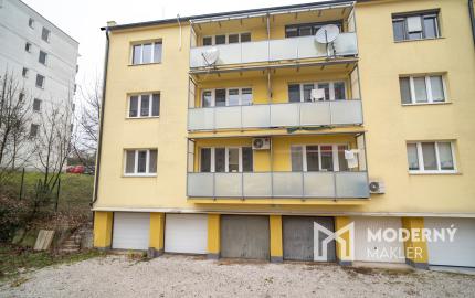 Na prenájom 3-izbový byt s garážou v Nitre - Čermáň