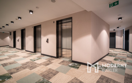 Na prenájom 2-izbový byt so šatníkom v Eurovea Tower – Bratislava