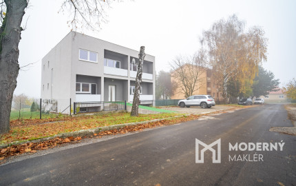 Na predaj polyfunkčná budova v obci Bardoňovo