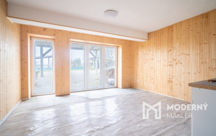 Na predaj polyfunkčná budova v obci Bardoňovo