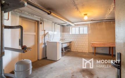 Na predaj 5-izbový rodinný dom Veľké Leváre