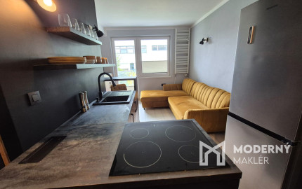 REZERVOVANÉ: Na prenájom útulná garsónka s balkónom v centre Žiliny